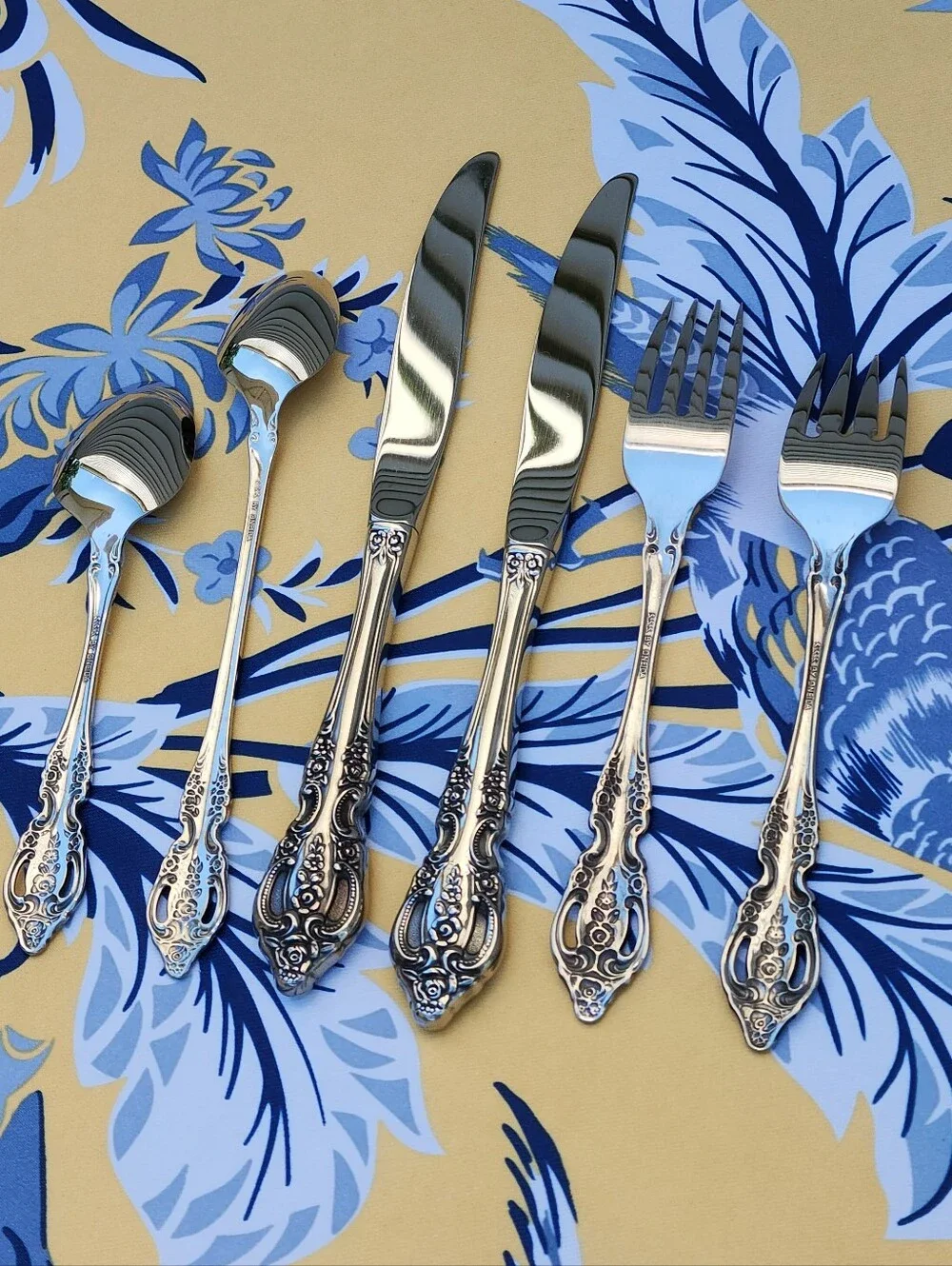 SSS by Oneida RENOIR PEMBROOKE Stainless Steel Flatware Mixed Lot 6pc Fork Spoon